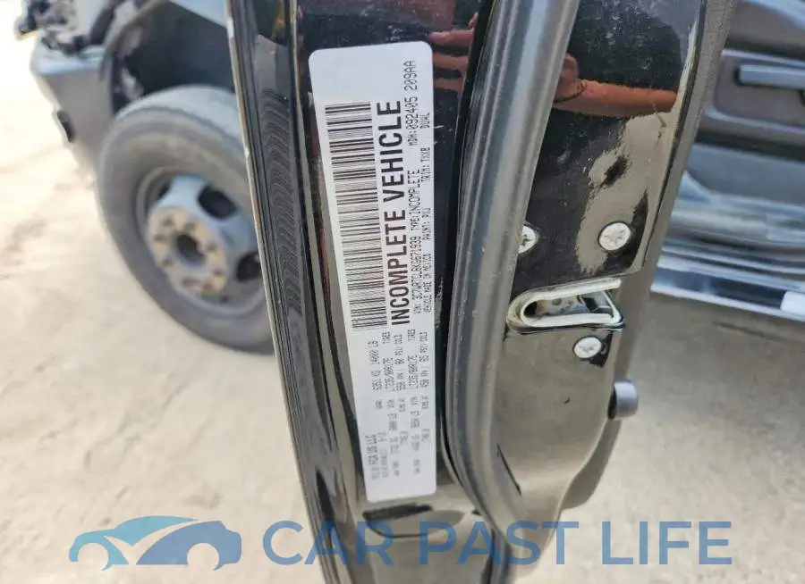 3C7WRTCL6KG671939# 12