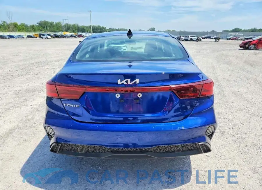 3KPF24AD8PE585487# 6