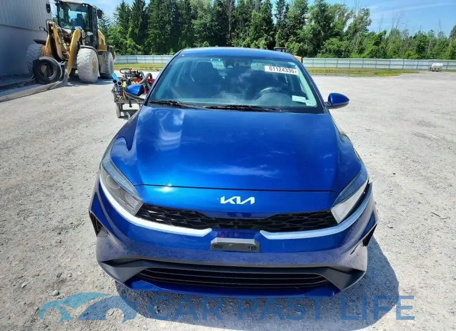 3KPF24AD8PE585487# 5