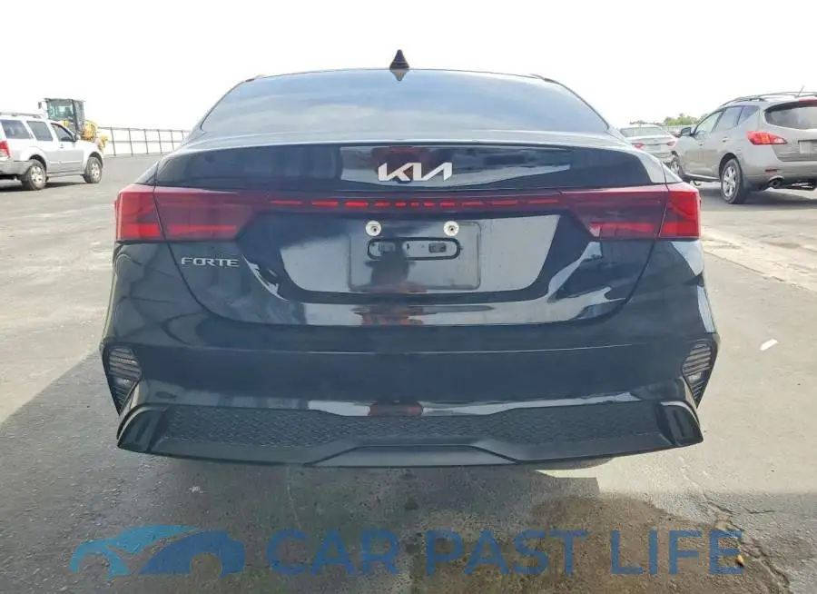 3KPF24AD8RE790956# 6