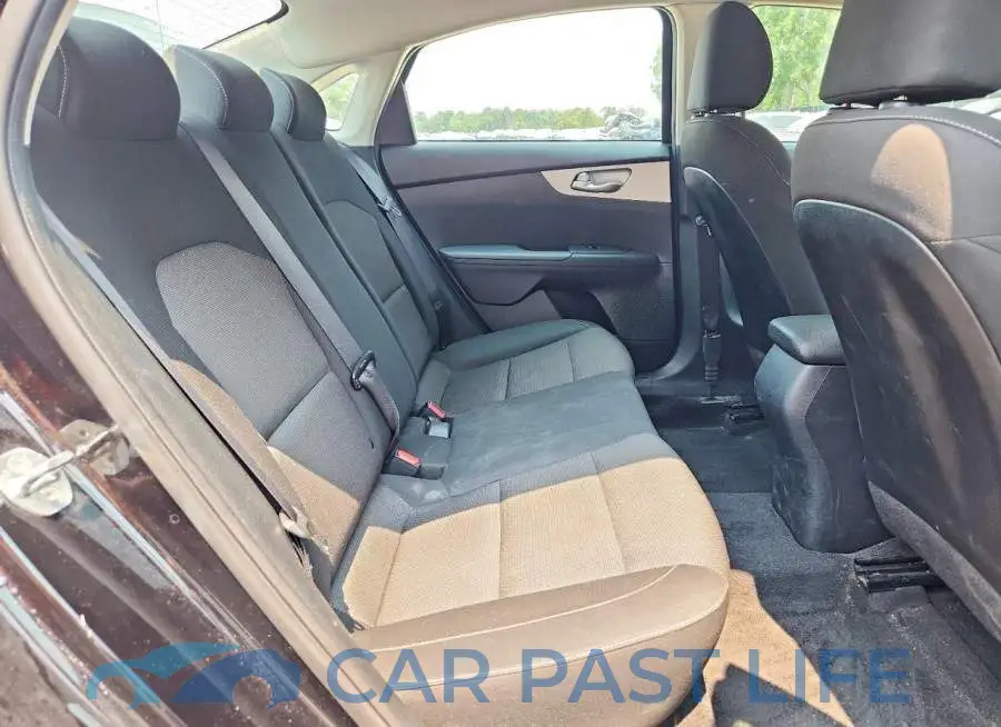 3KPF24AD9PE573588# 10