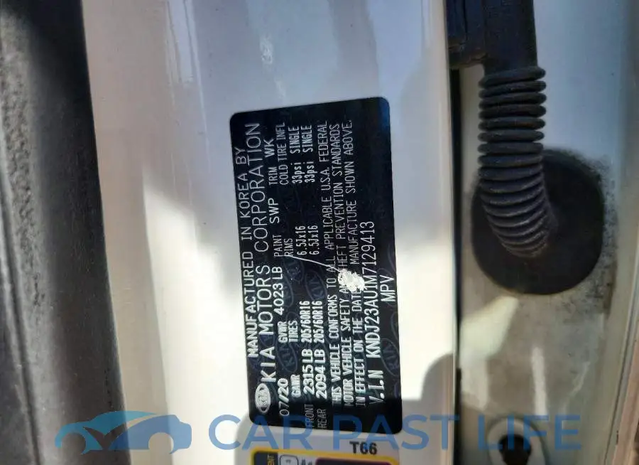 KNDJ23AU1M7129413# 12