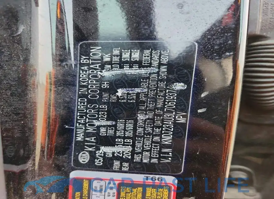 KNDJ23AU3L7061937# 12