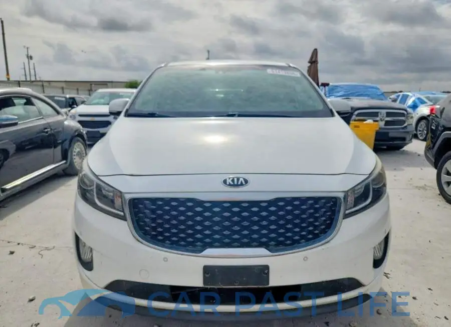 KNDMC5C14J6403343# 5