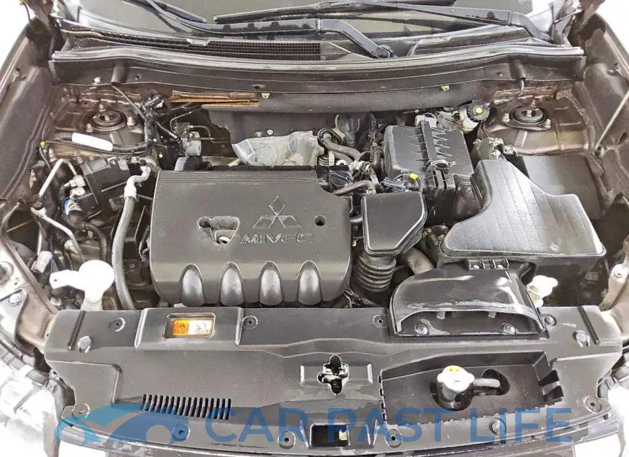 JA4AD3A35JZ035031# 12