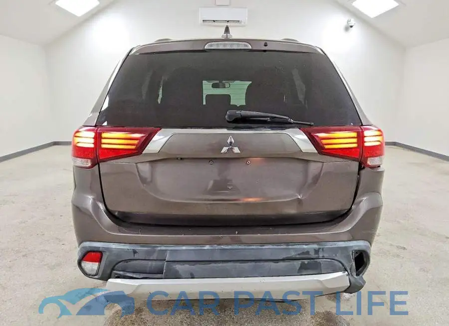 JA4AD3A35JZ035031# 6