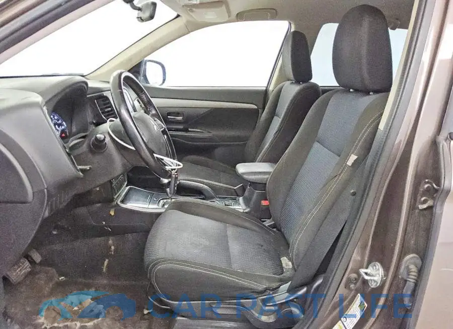JA4AD3A35JZ035031# 7