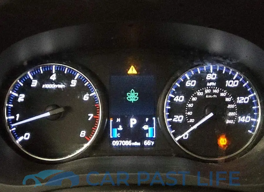 JA4AD3A35JZ035031# 9