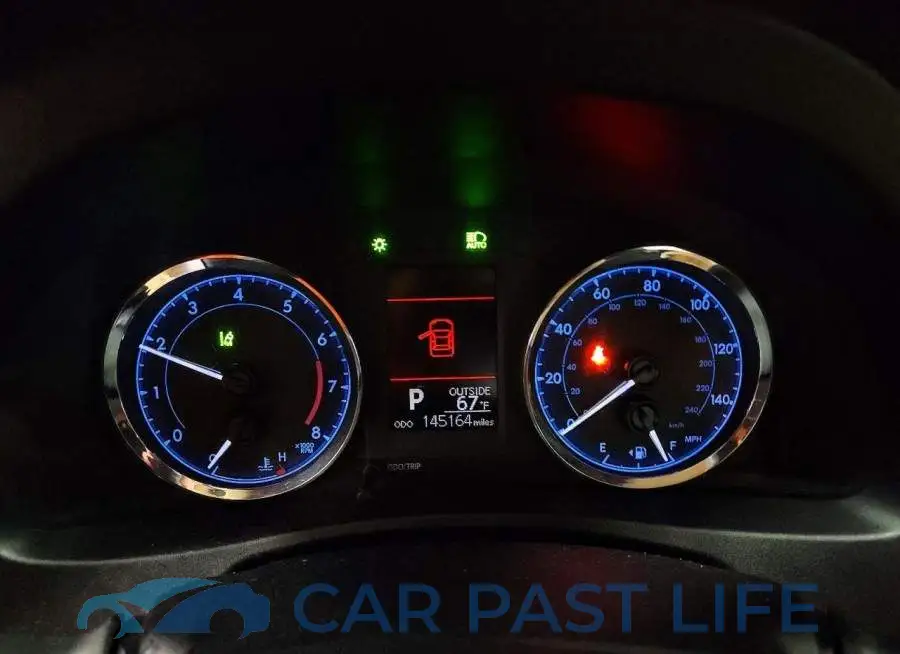 2T1BURHE8HC898902# 9