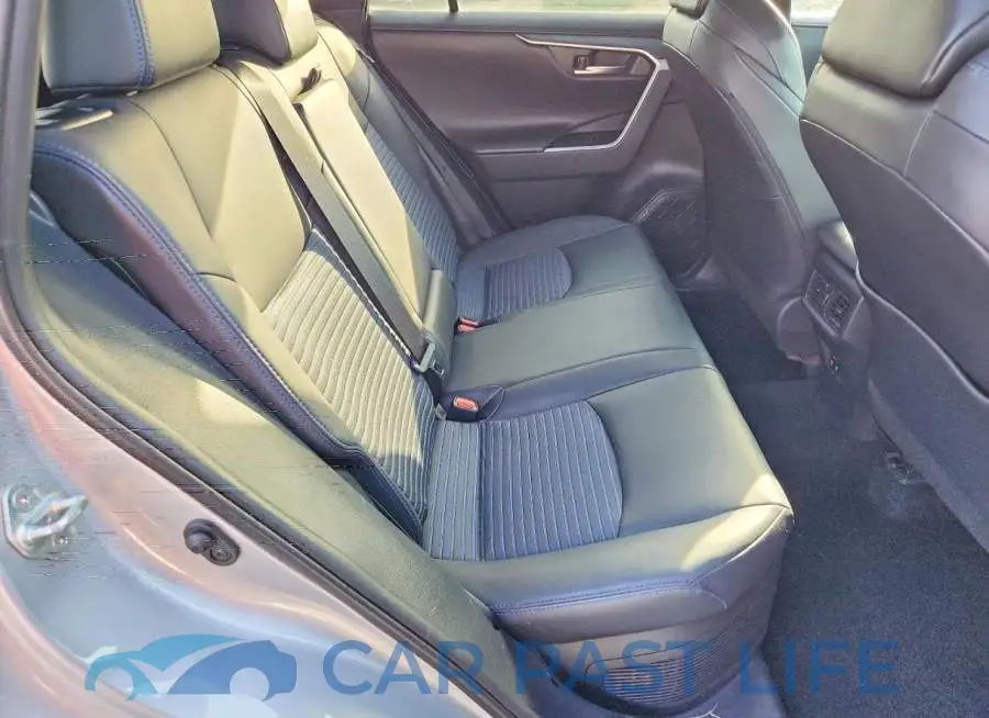 2T3EWRFV6KW019453# 10