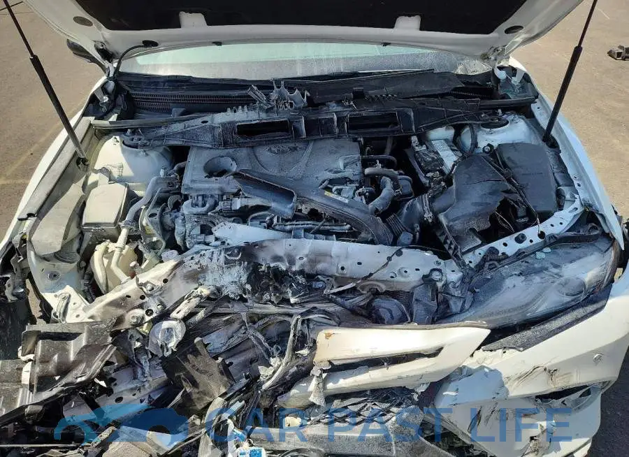 4T1B61HK2KU262466# 11