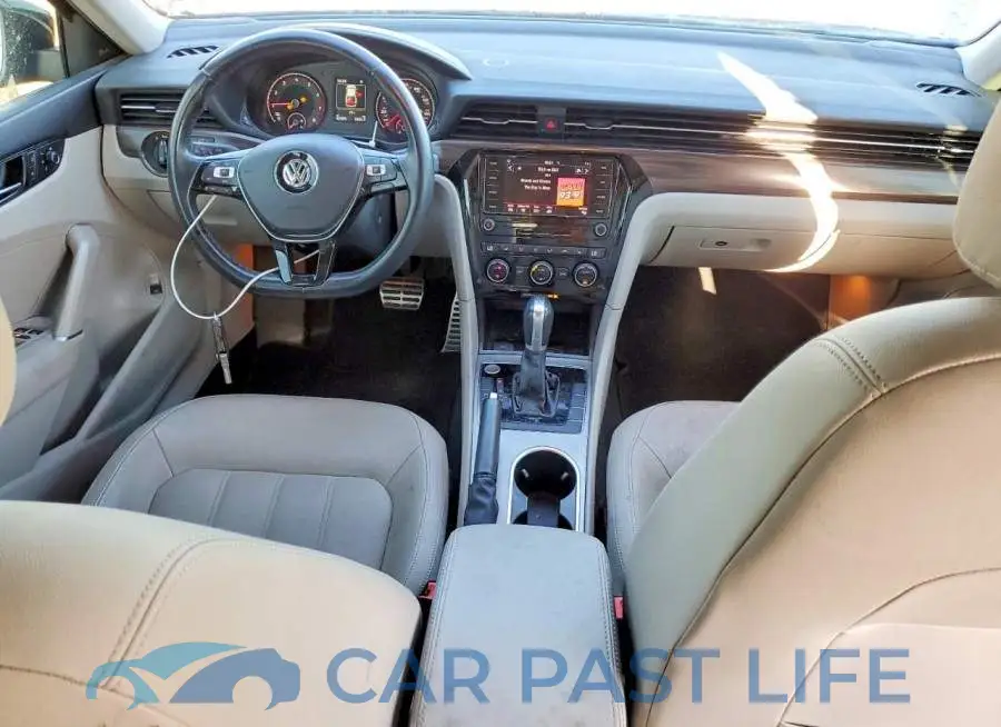 1VWCA7A30LC018526# 8