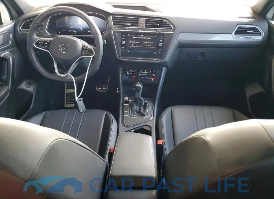 3VVCB7AX4RM050990# 8