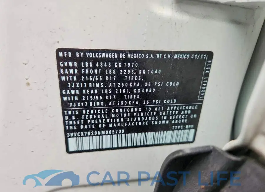 3VVCX7B29NM065709# 13