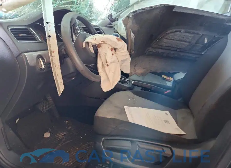 3VW2B7AJ2HM323023# 7