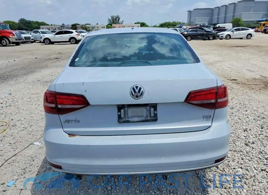 3VW2B7AJ3HM223173# 6