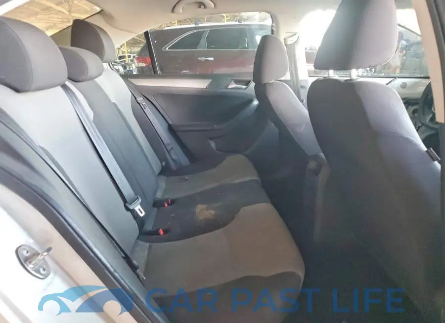 3VW2B7AJXHM236342# 10