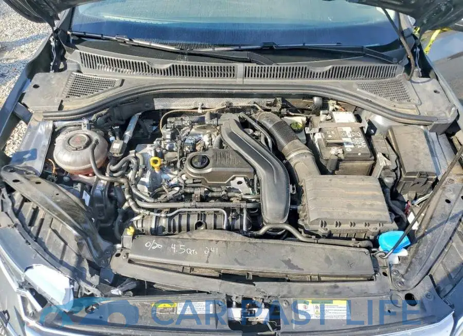 3VW4M7BU9RM010595# 11