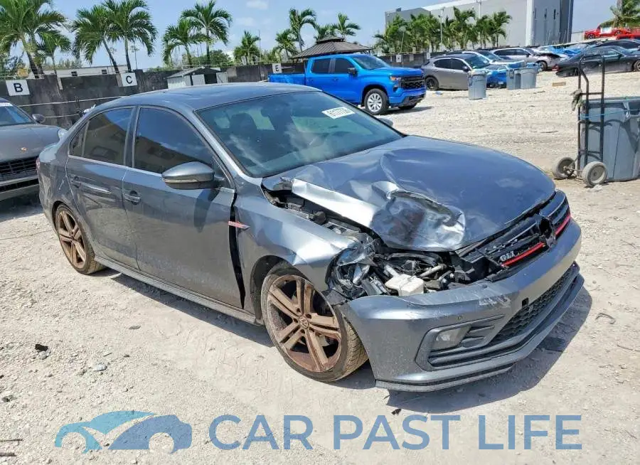 3VW4T7AJ7HM361093# 4
