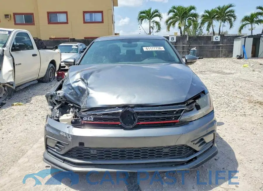 3VW4T7AJ7HM361093# 5
