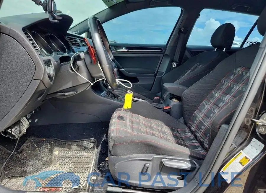 3VW4T7AU6HM015319# 7