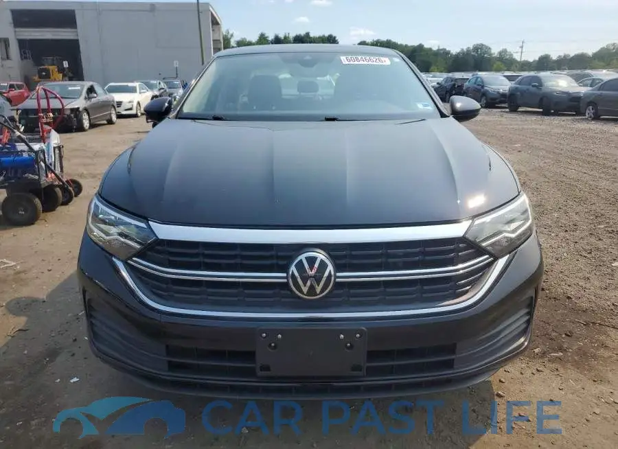 3VW7M7BU0NM007673# 5