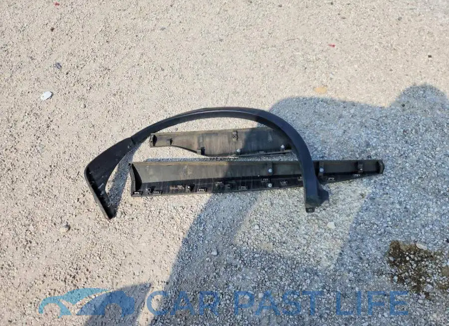 5N1AZ2MH8JN174968# 13
