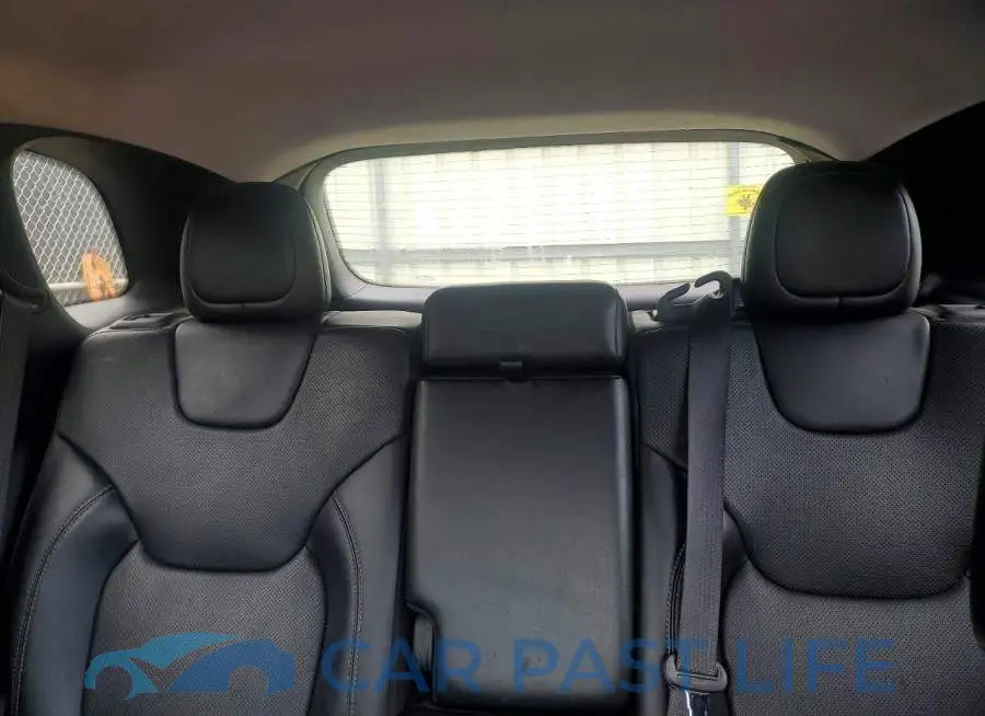 1C4PJLDB5KD419384# 10