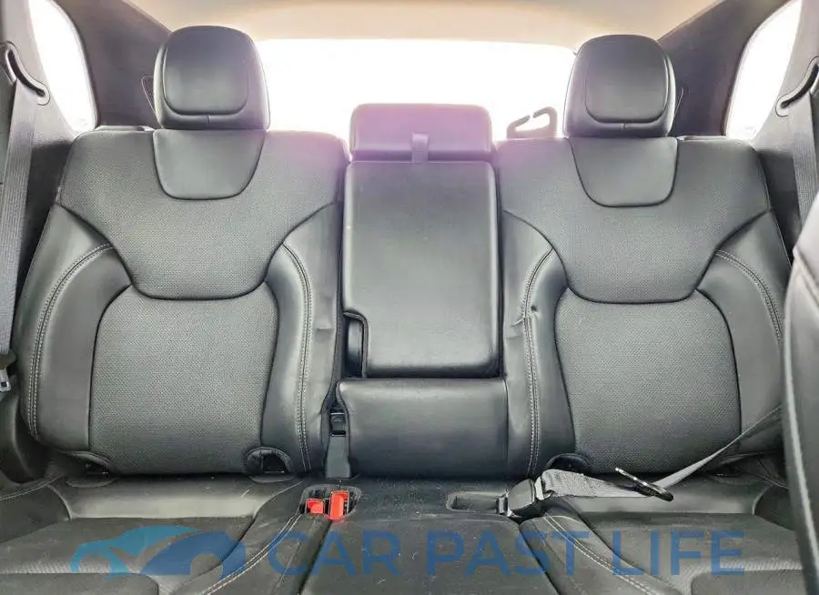 1C4PJLMX4MD211530# 10