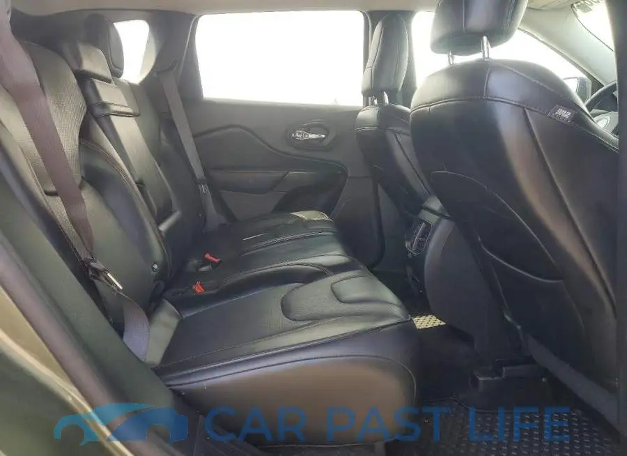 1C4PJMBN6KD168104# 11
