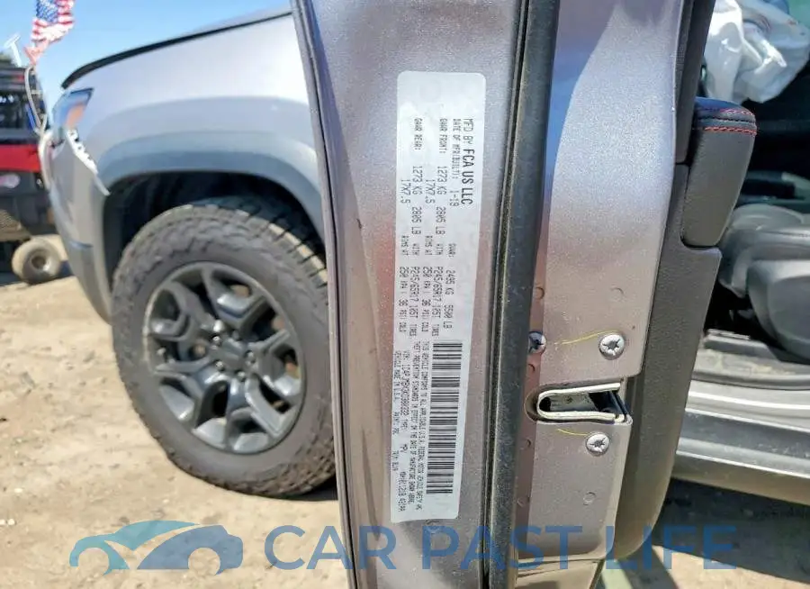 1C4PJMBX3KD380332# 13
