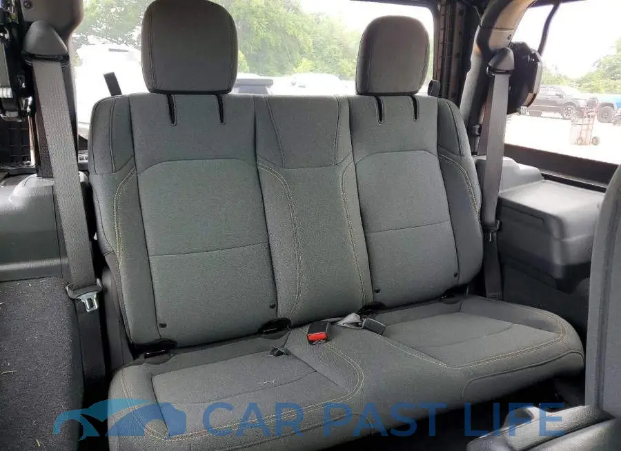 1C4PJXAN4RW112647# 11