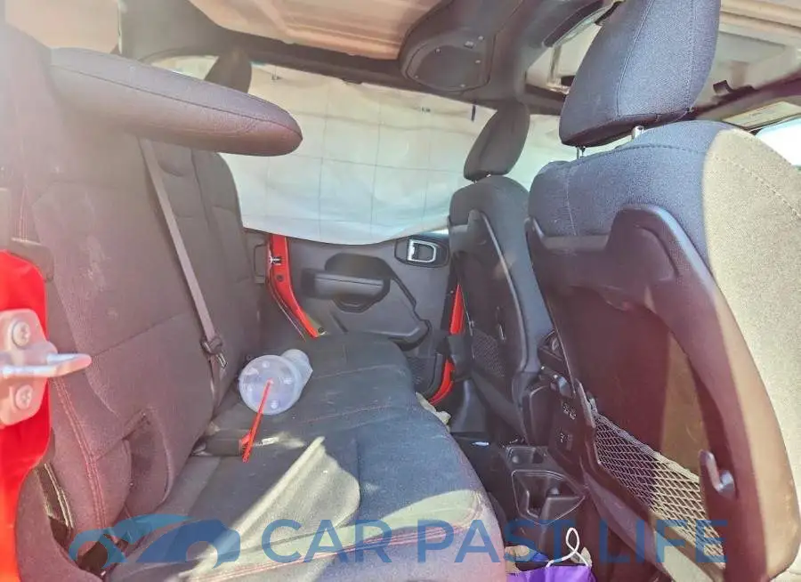 1C4PJXFG9RW337639# 11
