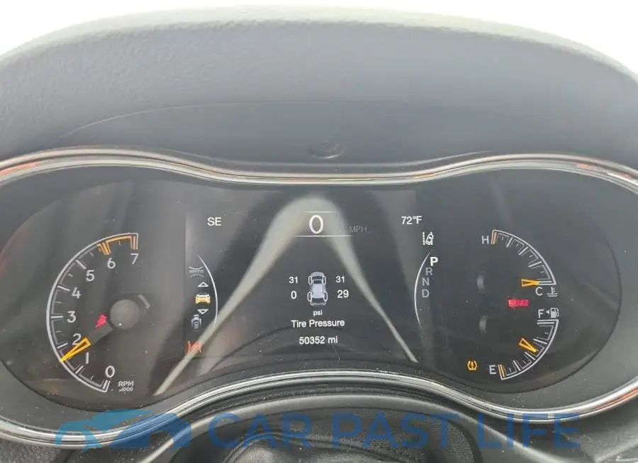 1C4RJFLT5JC475530# 9