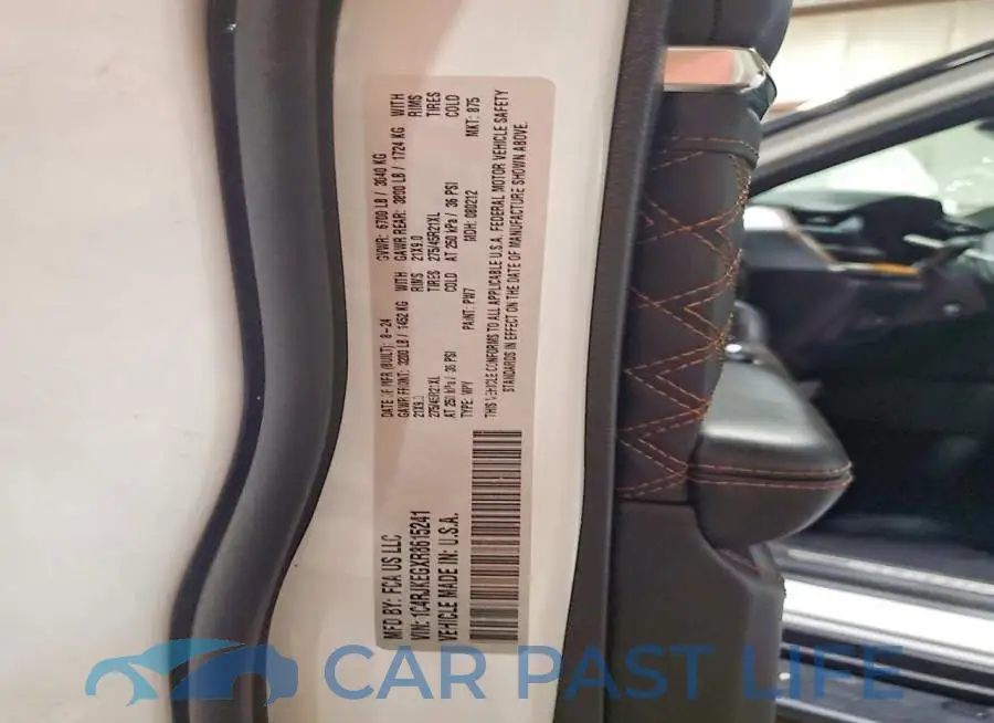 1C4RJKEGXR8615241# 13