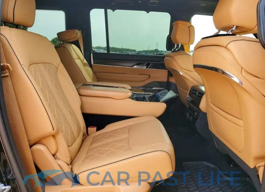 1C4SJVGP3RS192926# 11