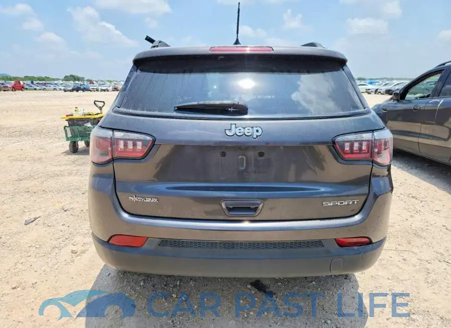 3C4NJCAB1JT102612# 6