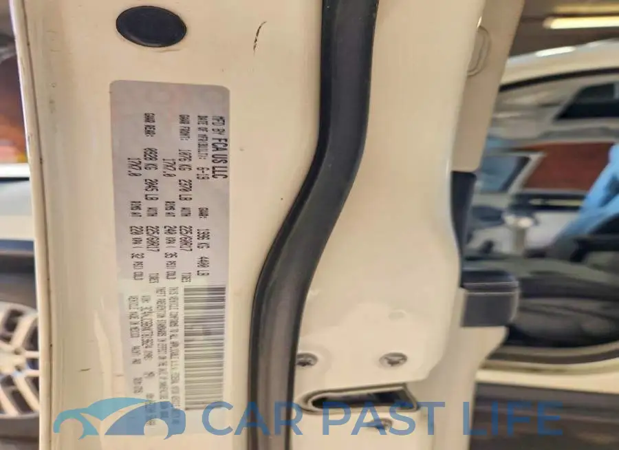 3C4NJCBBXKT819624# 14