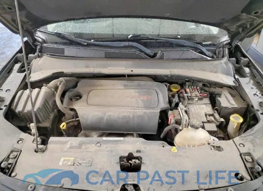 3C4NJDAB1JT177624# 12