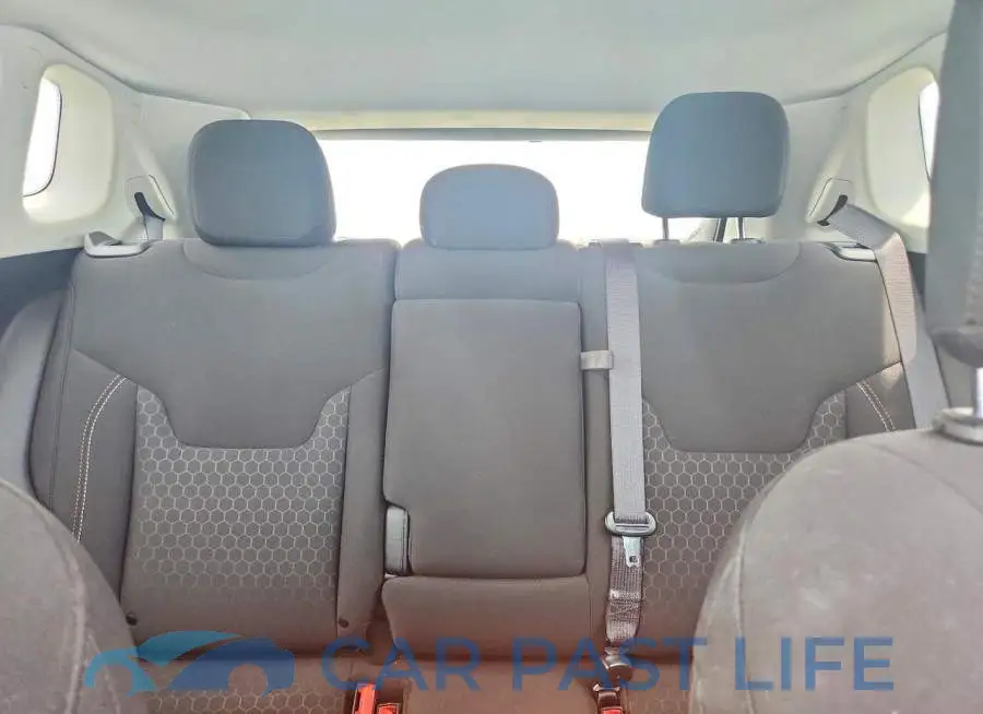 3C4NJDAB5MT572023# 10