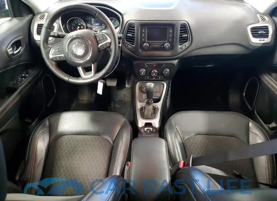 3C4NJDBB4JT180905# 8