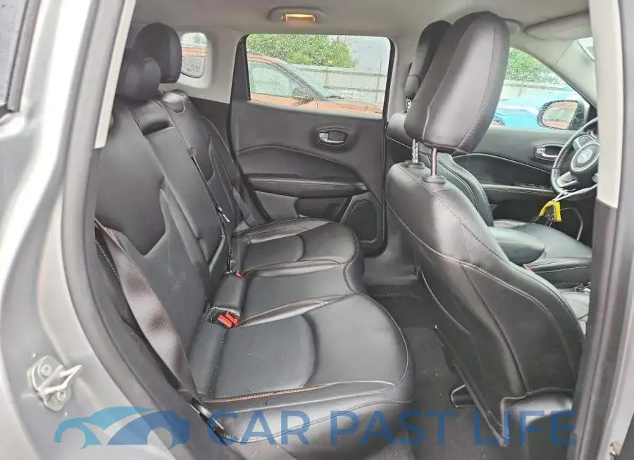 3C4NJDCB7LT163808# 10