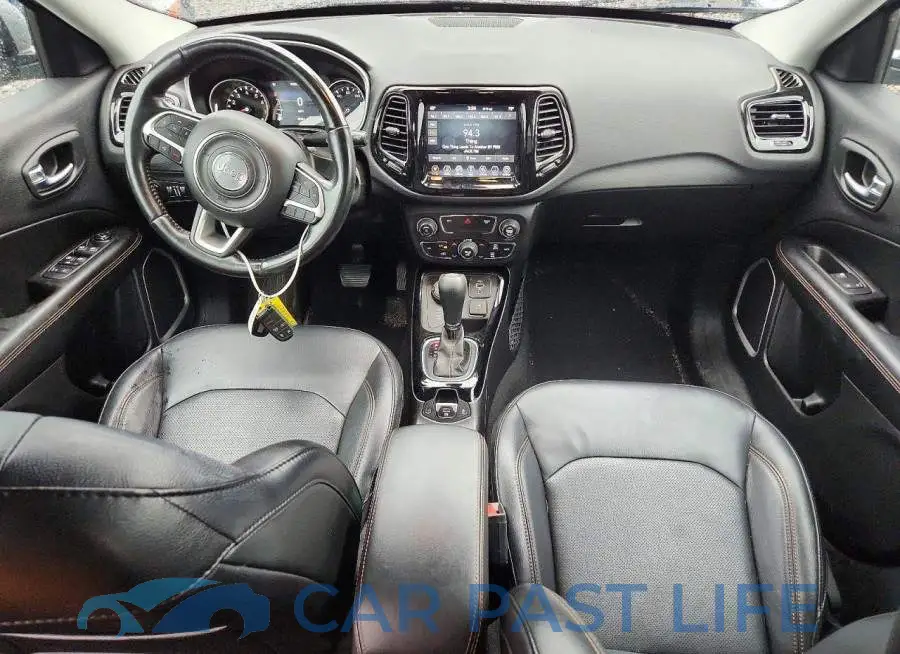 3C4NJDCB7LT163808# 8