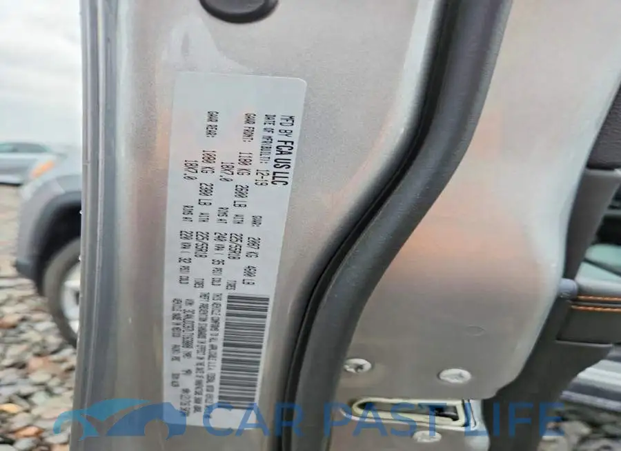 3C4NJDCB7LT163808# 12