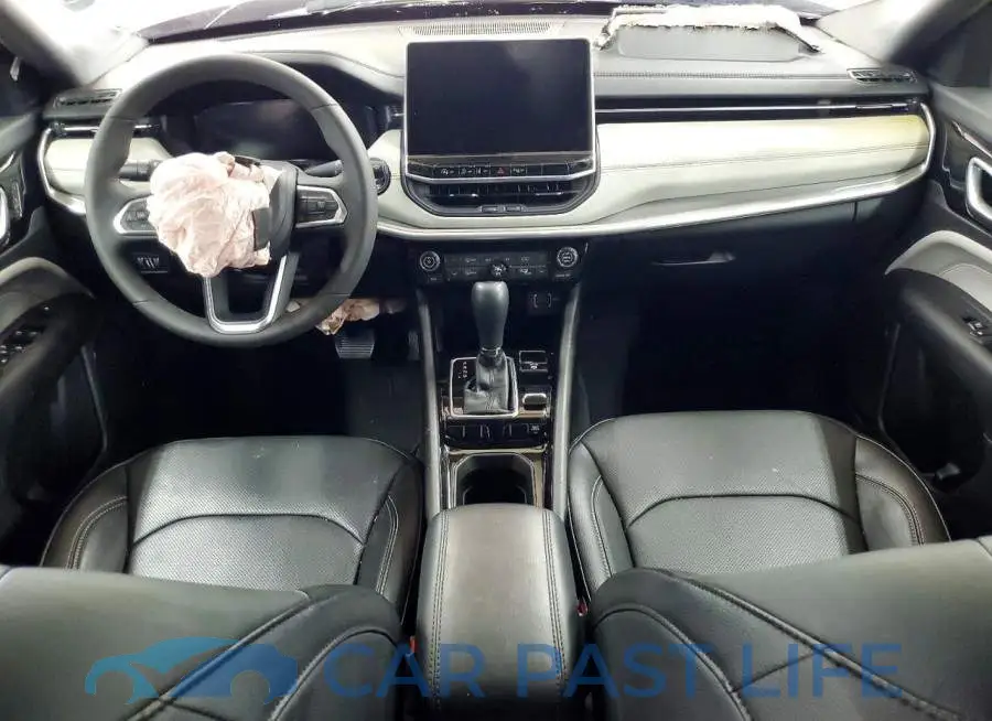 3C4NJDCN9ST614813# 8