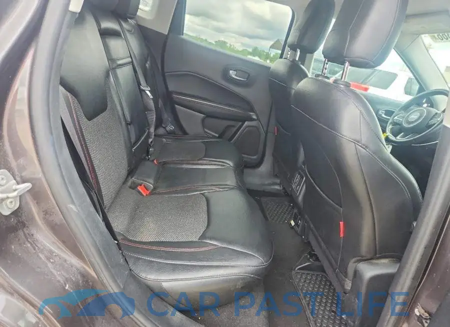 3C4NJDDB1JT454994# 11
