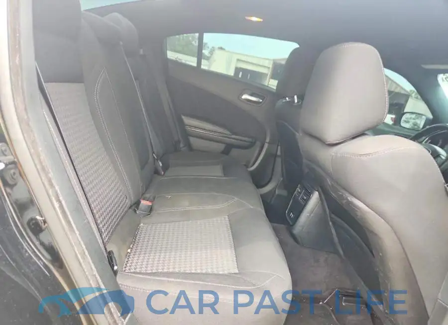 2C3CDXCT4JH129540# 10