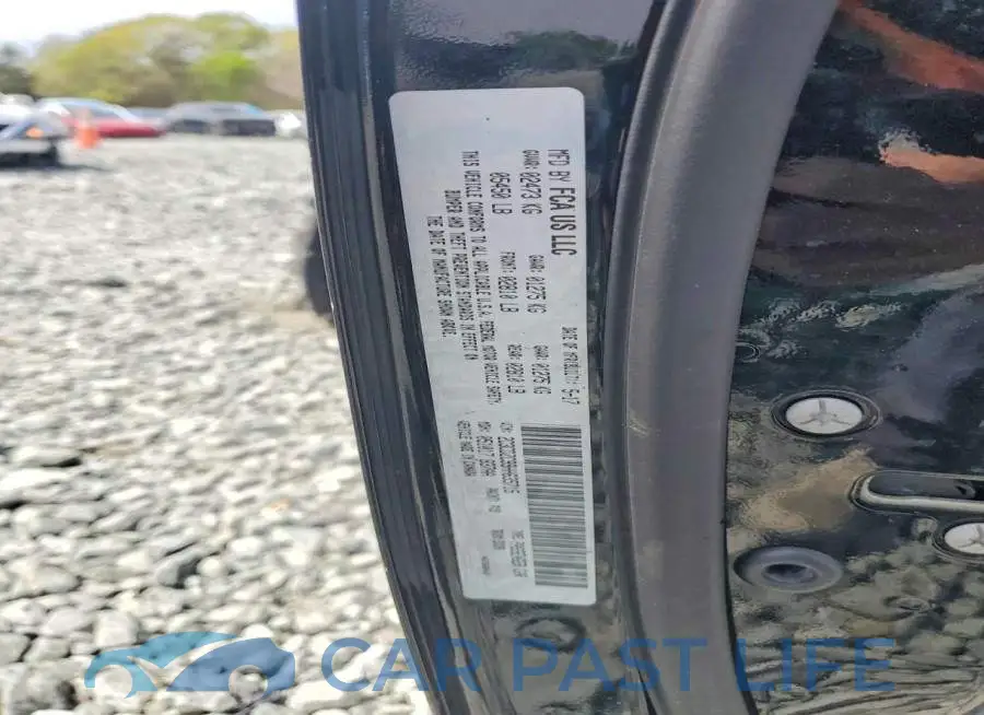 2C3CDZC99HH635715# 12