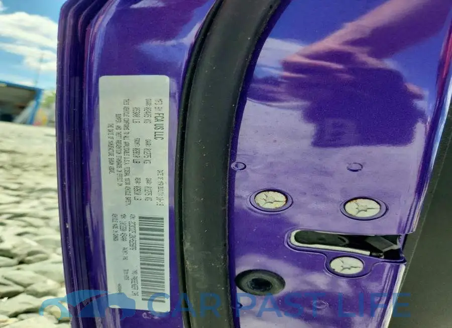 2C3CDZFJ2KH525876# 13