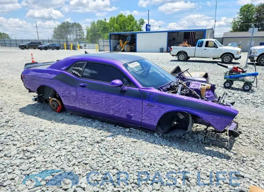 2C3CDZFJ2KH525876# 4